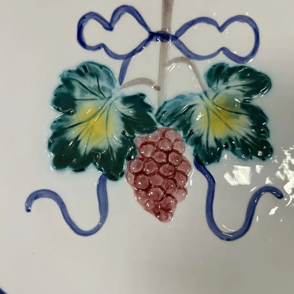 Vtg The Haldon Group Plate 3D Grapes Leaves Bow Blue White 1991